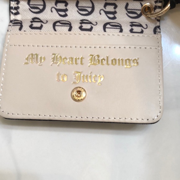 Juicy Couture Liquorice Faux Patent Leather Open Heart Card Case Key Fob NWT - Picture 14 of 16